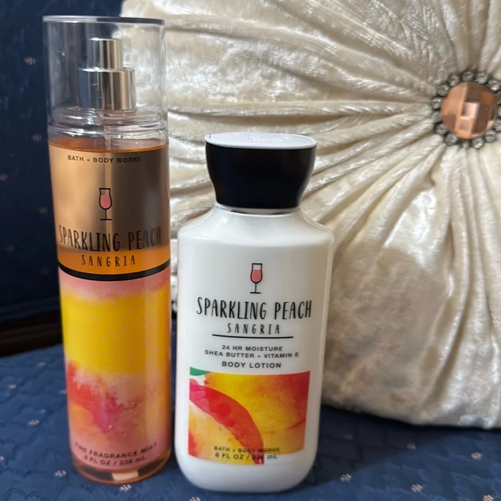 BATH & BODY WORKS SET. . . SPARKLING PEACH SANGRIA SCENT - Picture 1 of 5